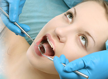 عن طريق الفم ، طب الأسنان ، أمراض الذقن والجراحة